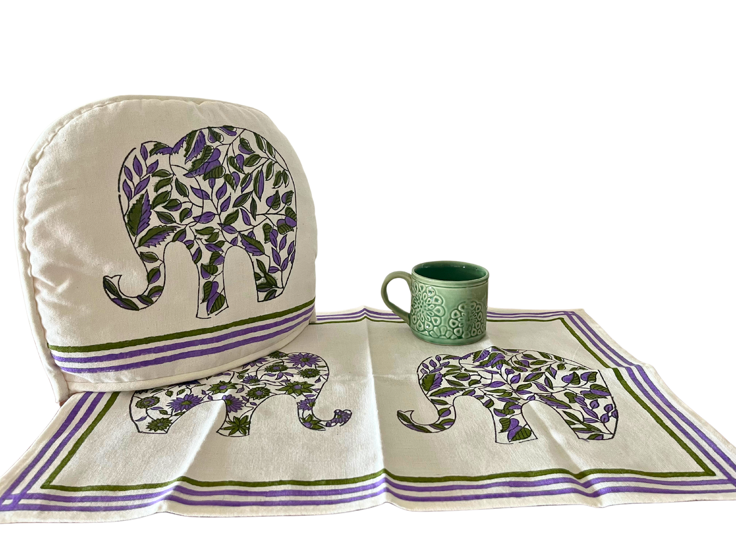 Tea Cosy With Tray Cloth